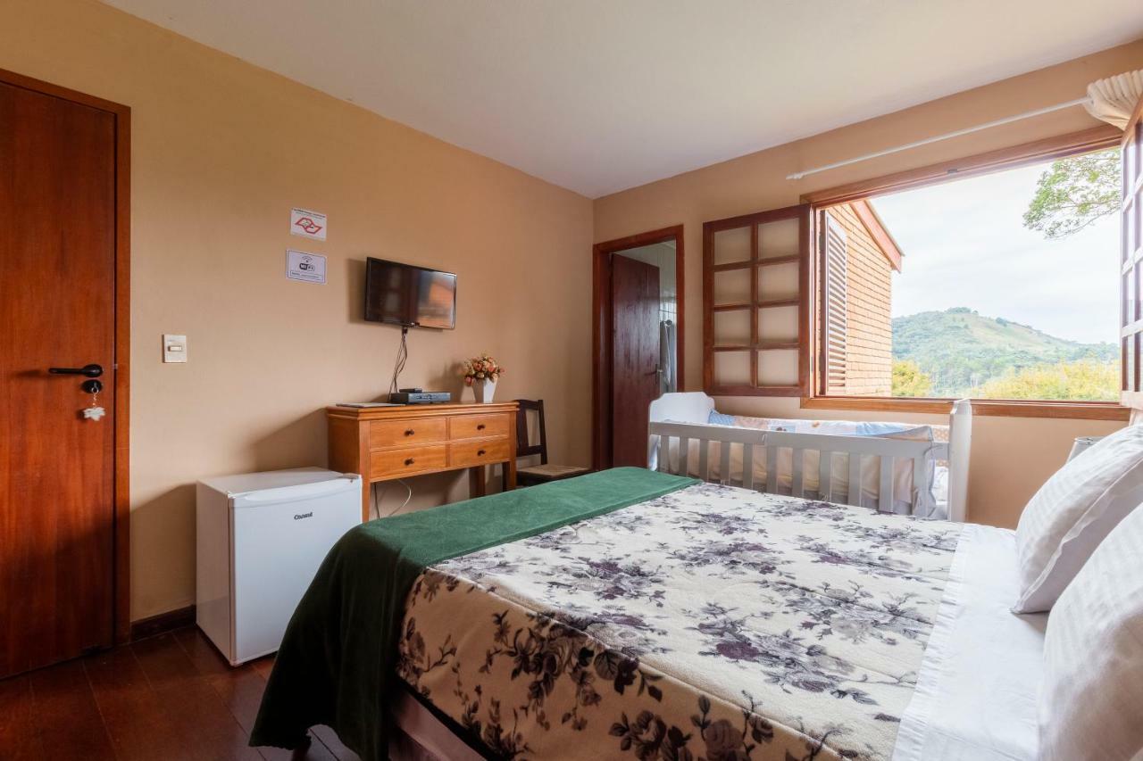 Sonho Verde Guest House Campos do Jordao Bagian luar foto